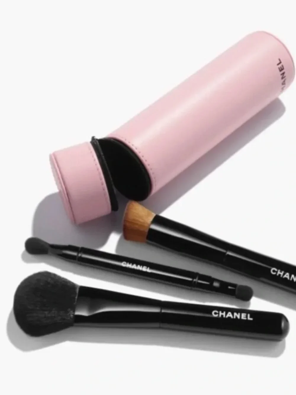 CHANEL set includes